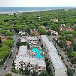 Nyaraló Comfy With Ac Located At The