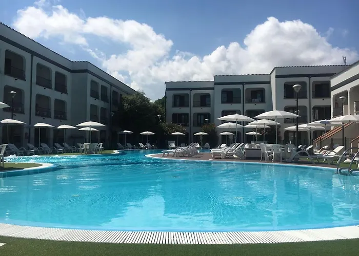 Comfy With Ac Located At The