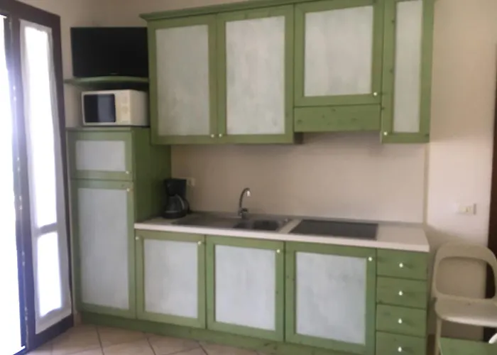 Comfy With Ac Located At The بيت للعطل