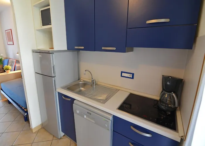 Comfy With Ac Located At The بيت للعطل *