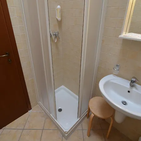 Comfy Apartment With Ac Located At The Beach * Lido di Spina