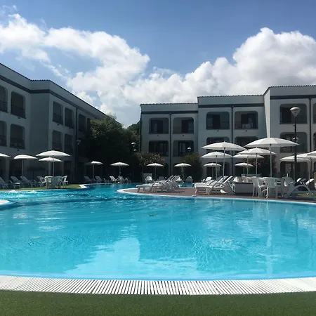 Comfy Apartment With Ac Located At The Beach