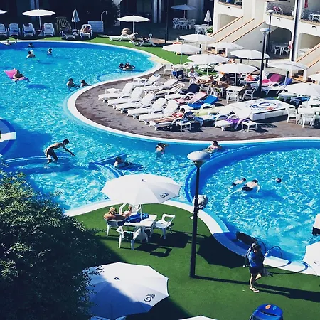 Comfy Apartment With Ac Located At The Beach Holiday home Lido di Spina