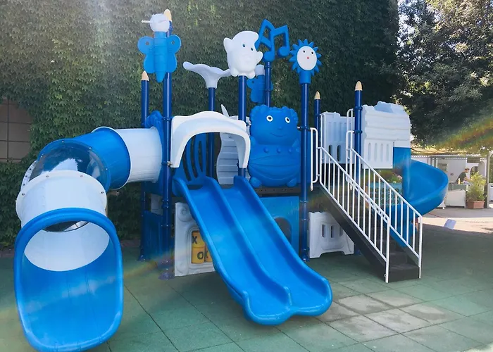 Casa de Férias Comfy With Ac Located At The *